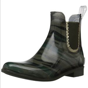 Jack Rogers Sallie Rainboot - fits size 8